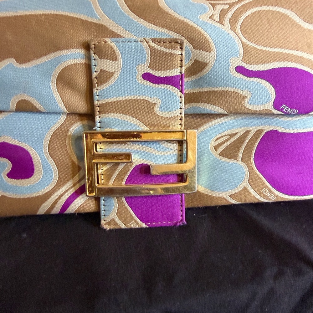Fendi Marble Baguette - Picture 7 of 10